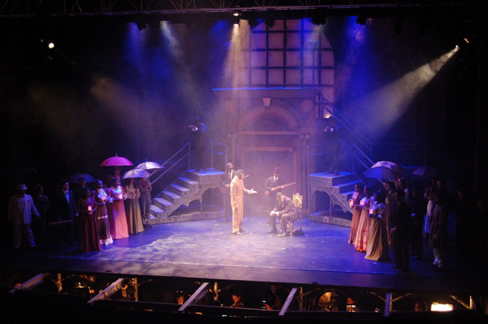 Washington reaches out to Coalhouse